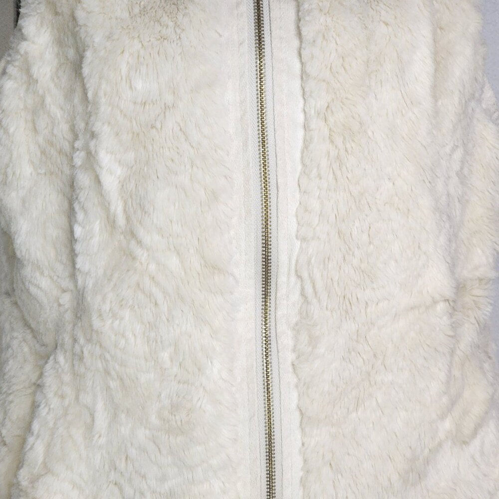 Roz & Ali Cream Colored Faux Fur Trimmed in Faux Suede Fully Lined Vest Size L - Picture 6 of 16